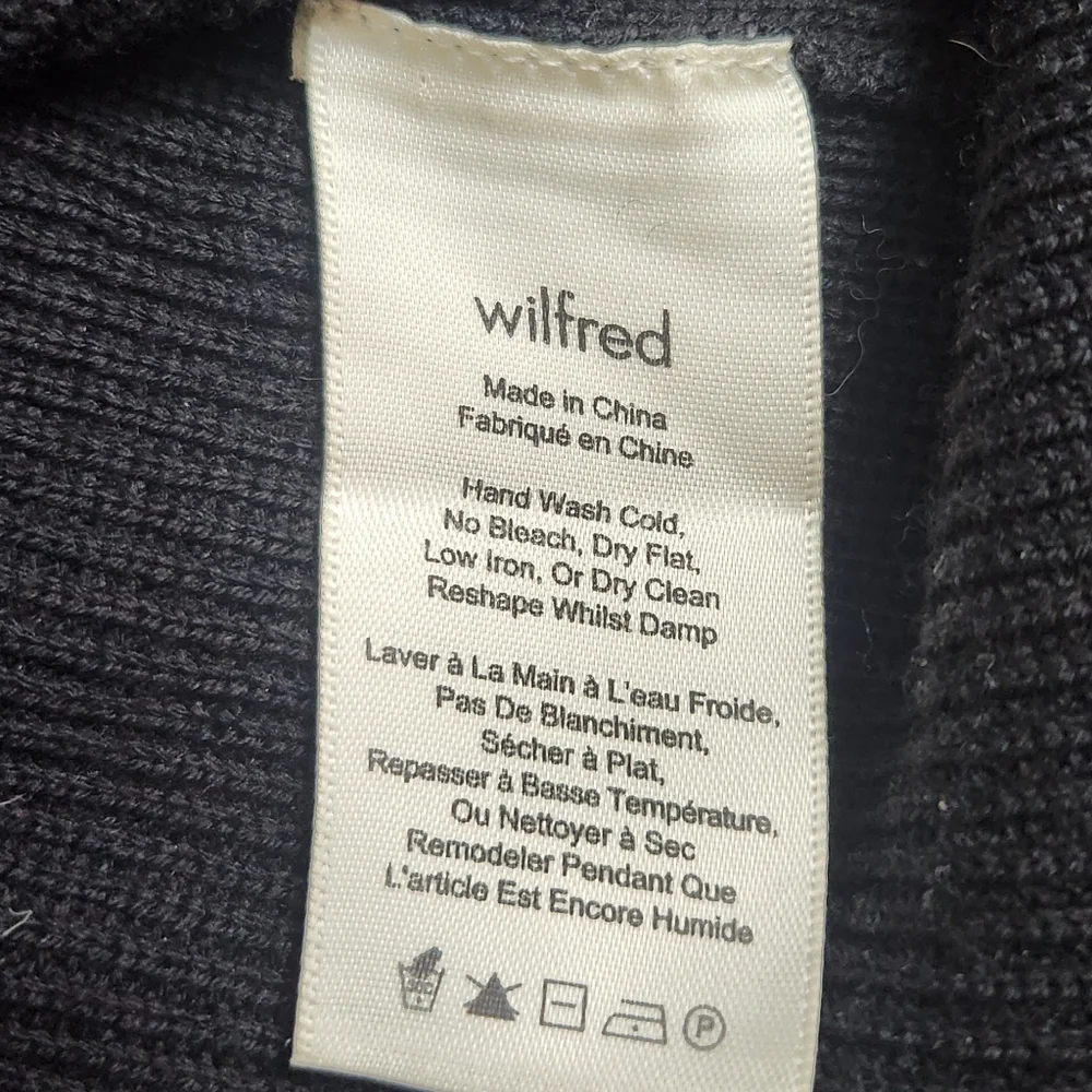 Aritzia 100% Wool Black Sweater Balletcore Open Scoop Back Size Small - Picture 12 of 14
